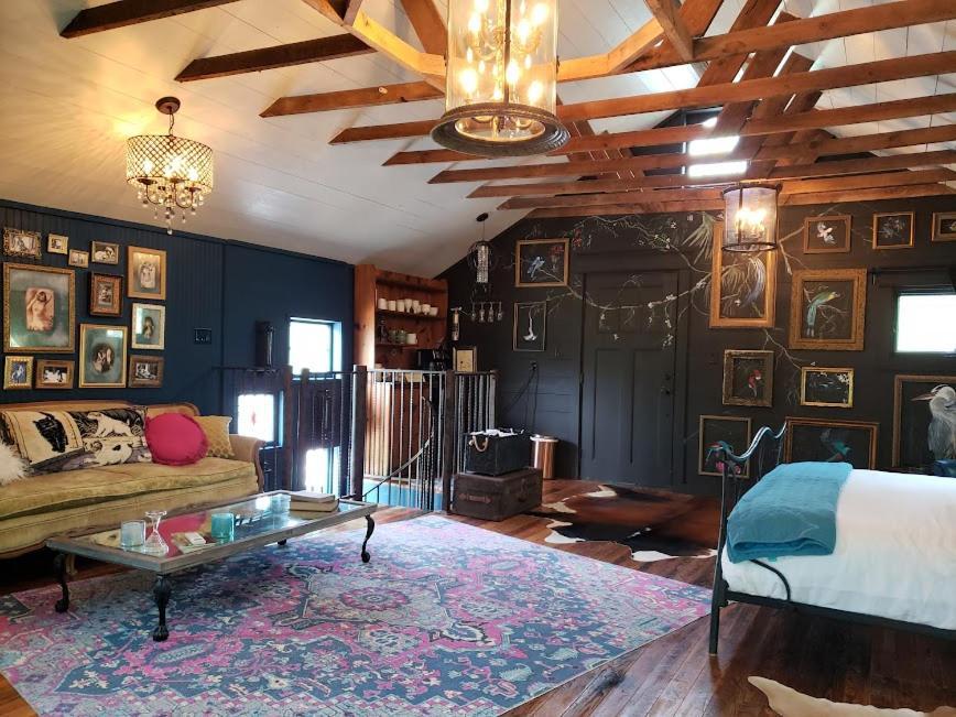 Cedar Oaks Inn Llc 디킨슨 외부 사진