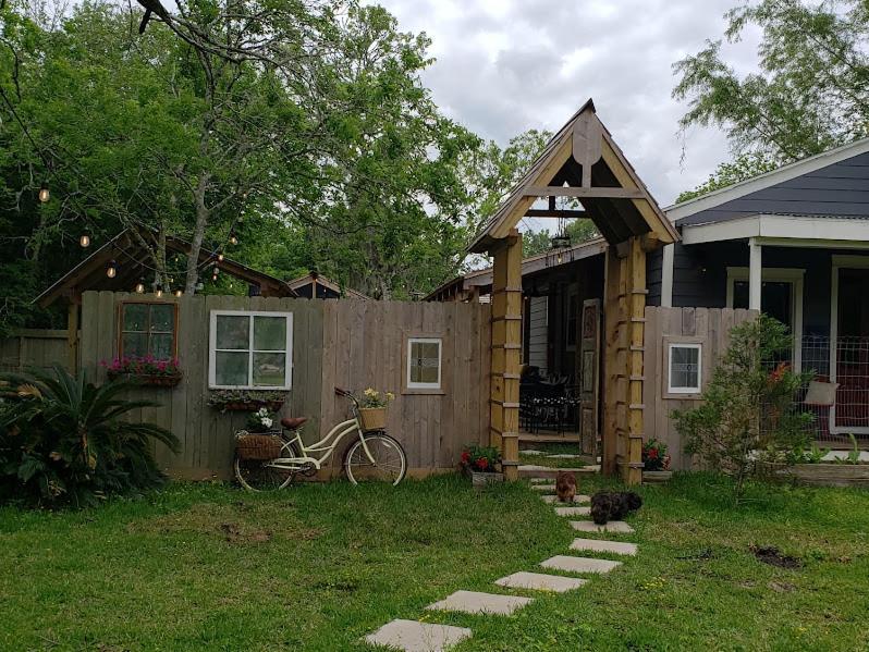 Cedar Oaks Inn Llc 디킨슨 외부 사진